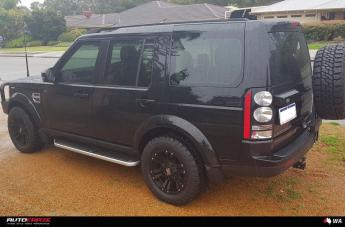 LAND-ROVER-DISCOVERY-MONSTER-XD-2-MATTE-BLACK